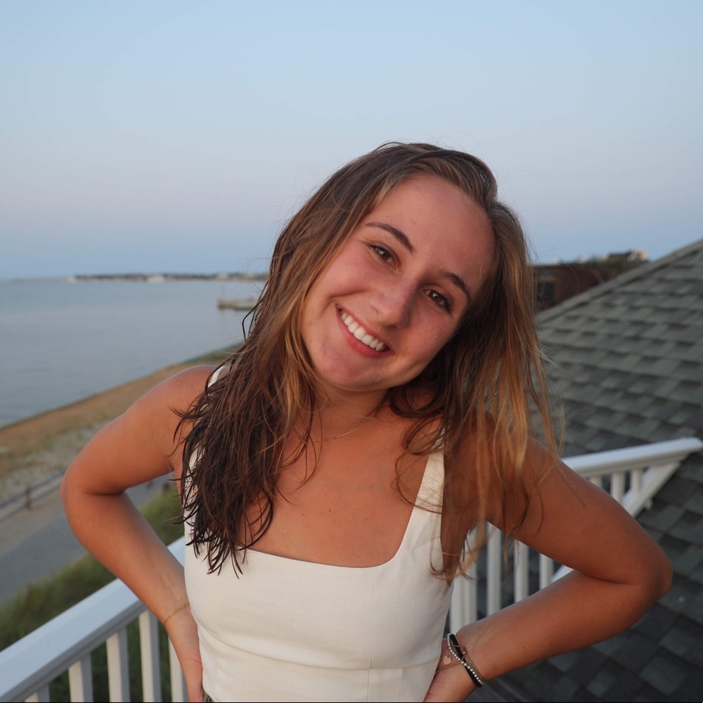 Meet your Posher, Caity